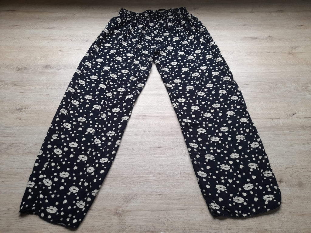 PANTALON AZUL MARINO VERANO CON ESTAMPADO