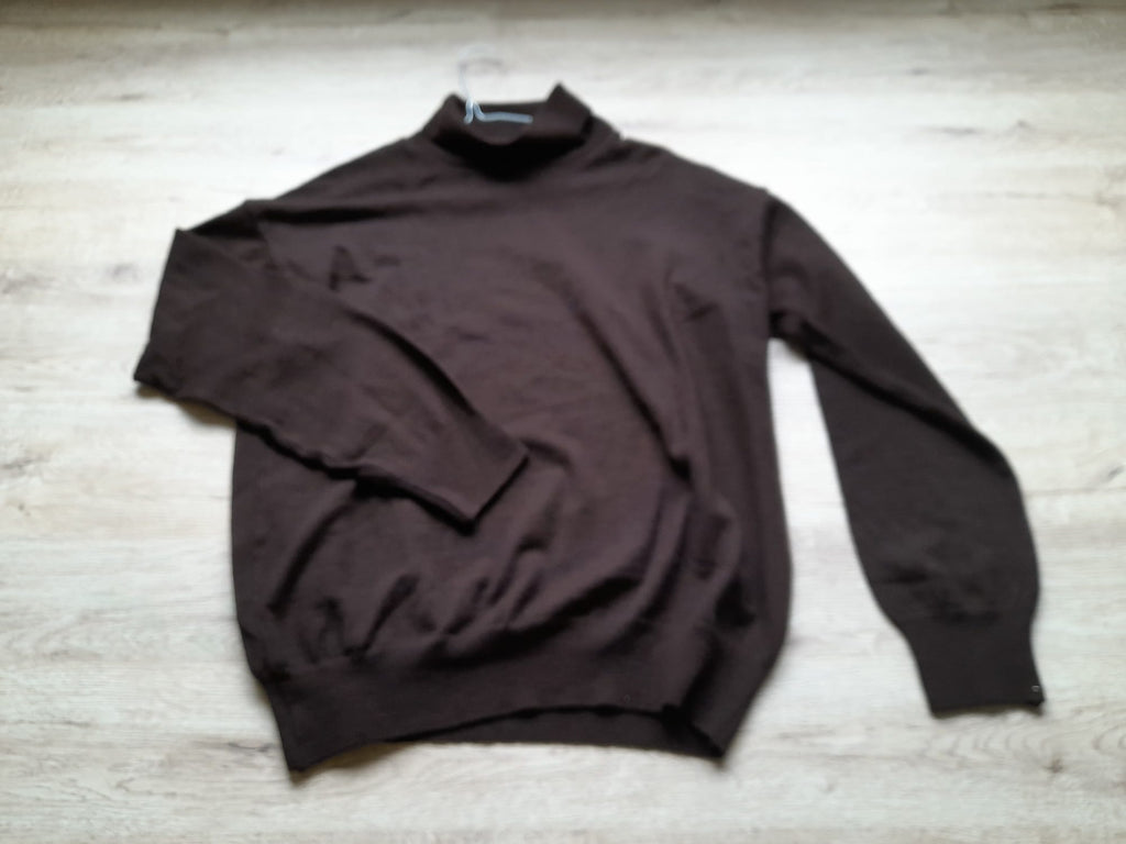 JERSEY MARRÓN CHOCOLATE CUELLO VUELTO