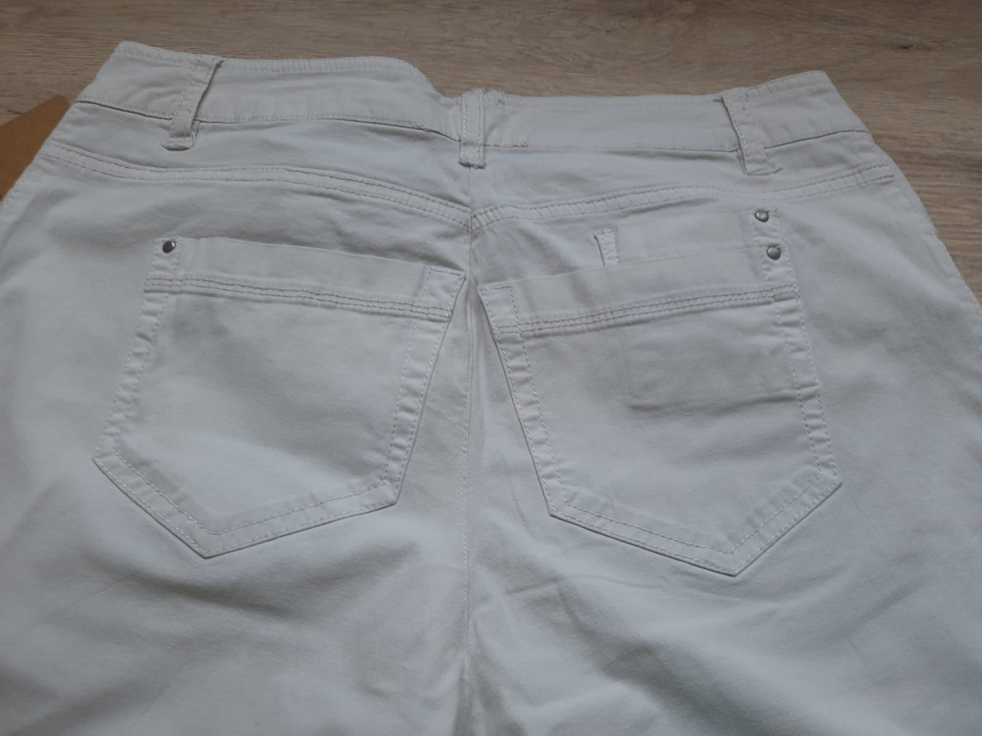 PANTALÓN BLANCO ELÁSTICO