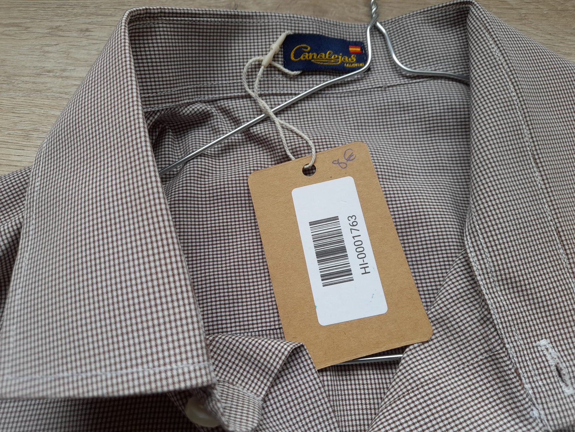CAMISA M/L BLANCA CON CUADROS GRANATES