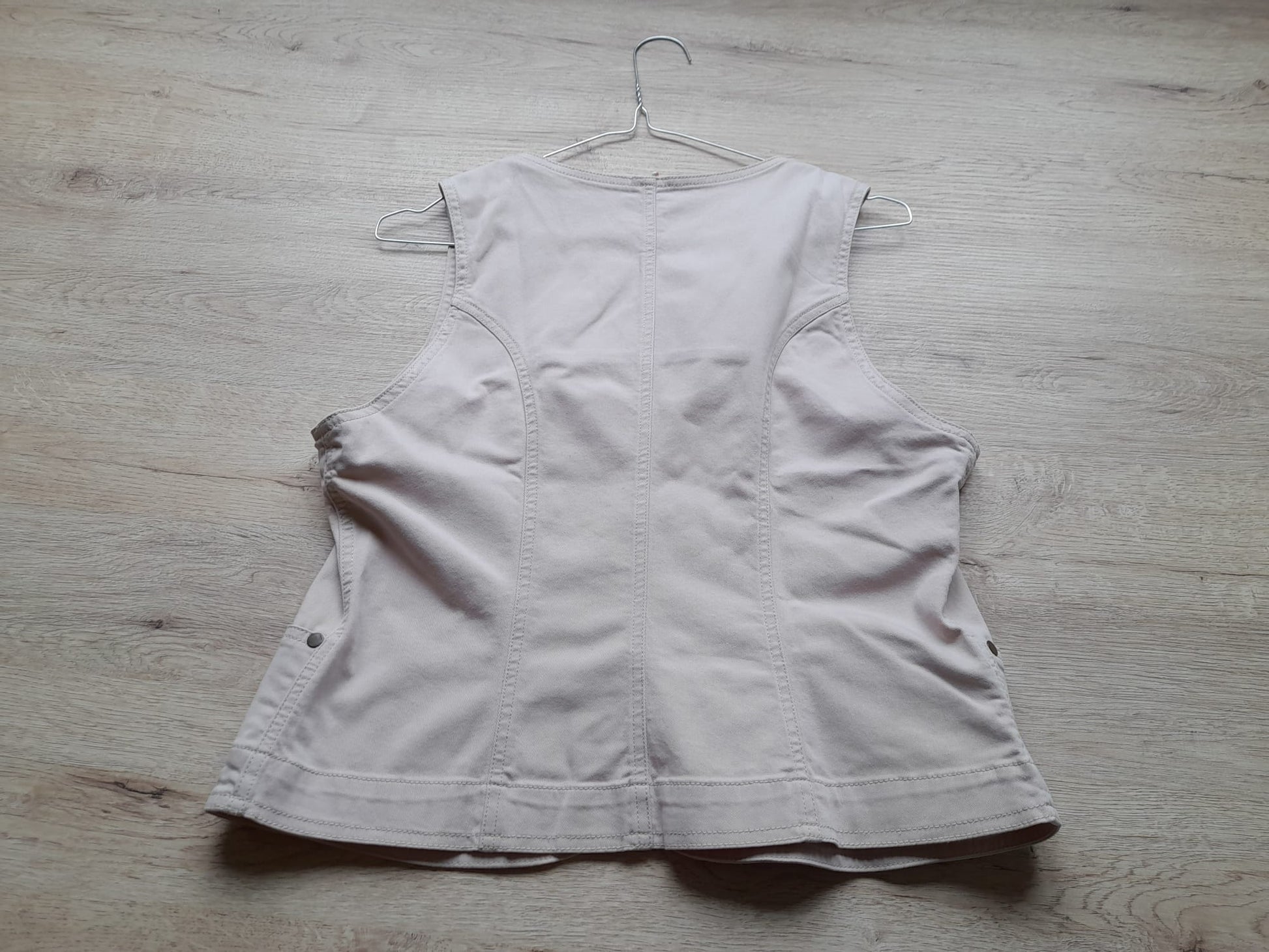 CHALECO VAQUERO BEIGE