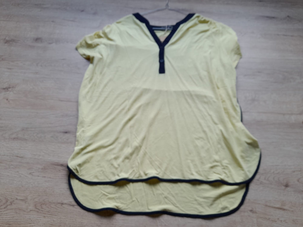BLUSA LARGA AMARILLA CON RIBETE AZUL