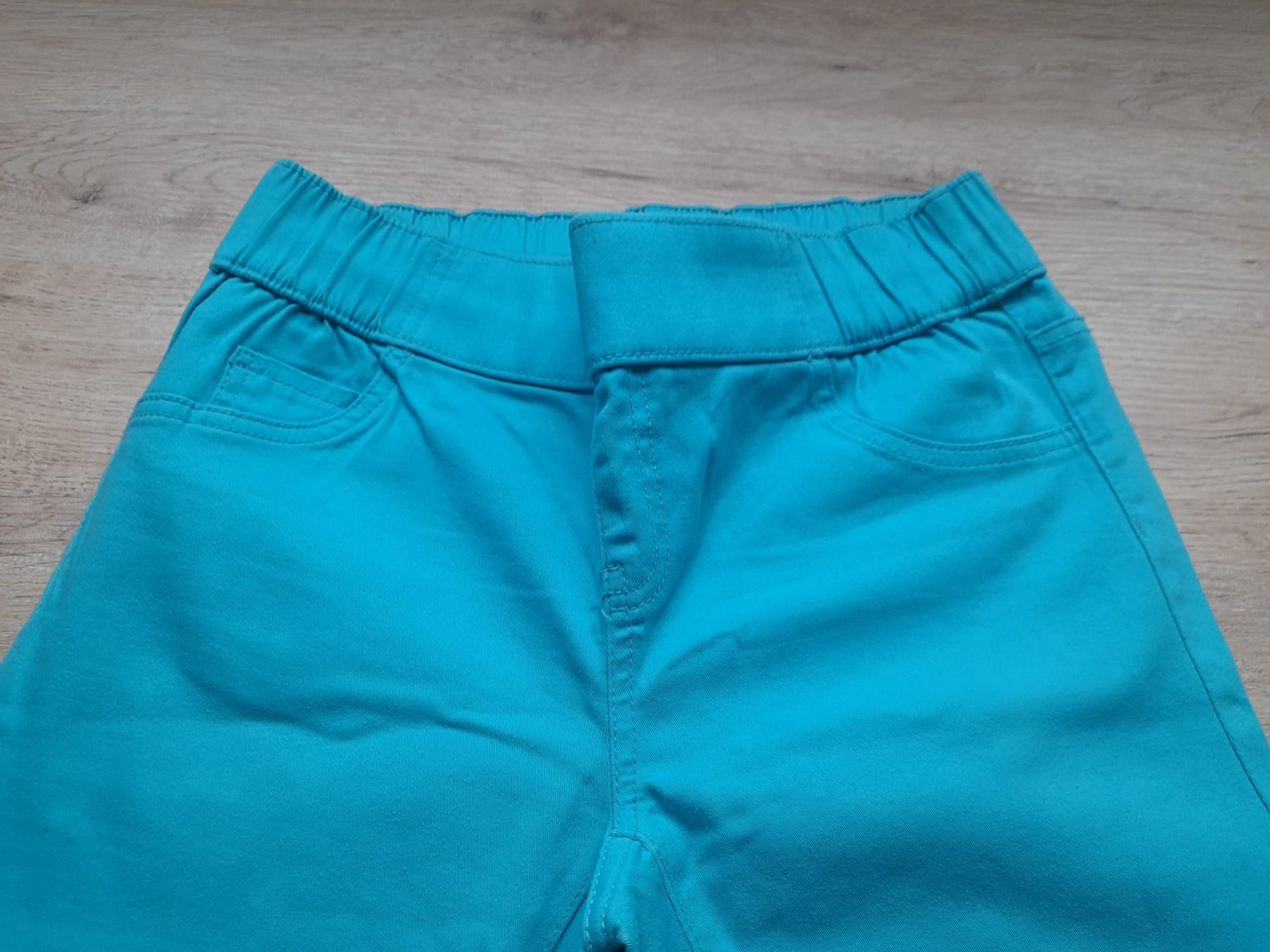 PANTALÓN TIPO JOGGER AZUL MAR ELÁSTICO