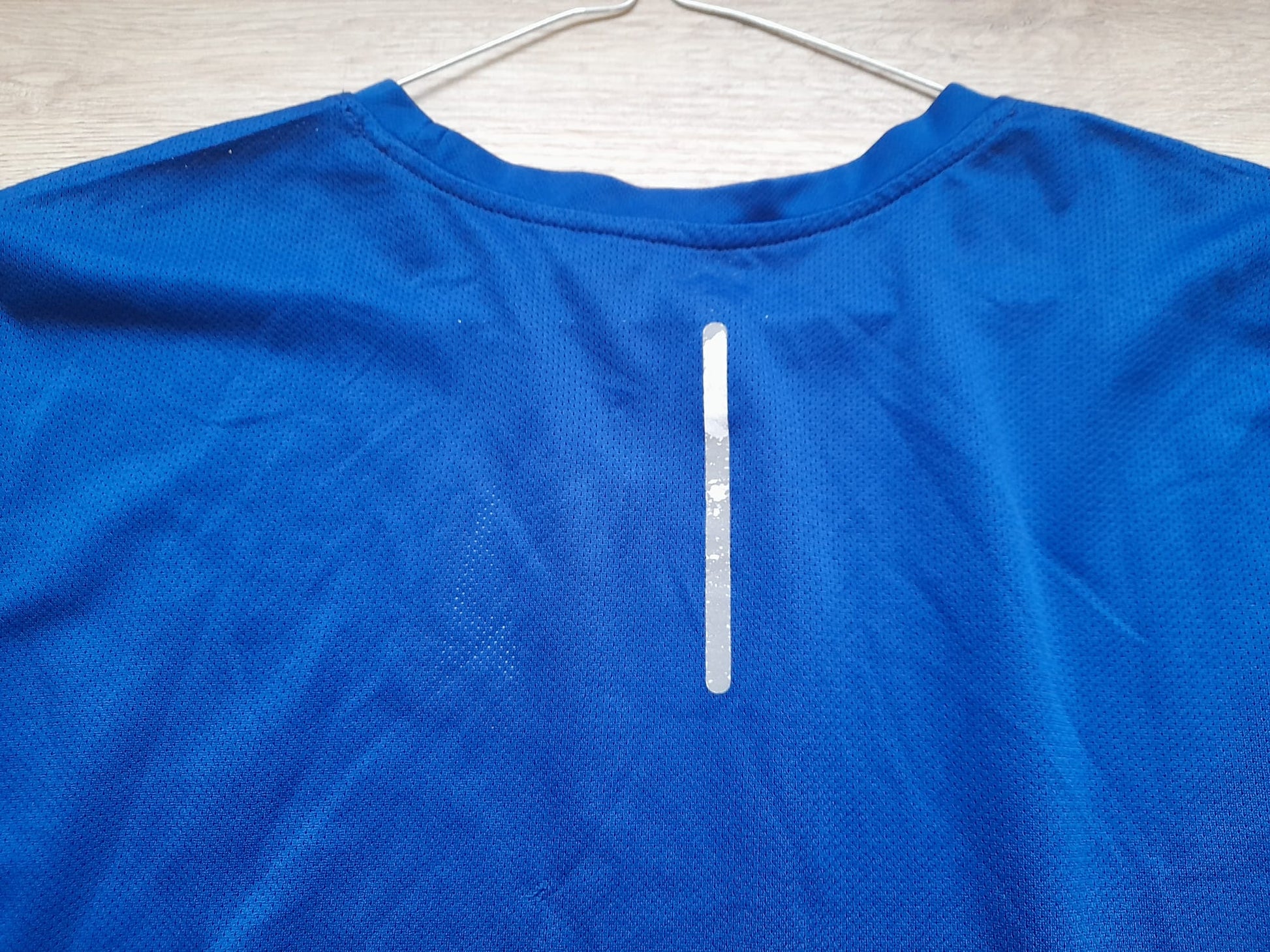 CAMISETA M/C AZUL DEPORTE TRANSPIRABLE