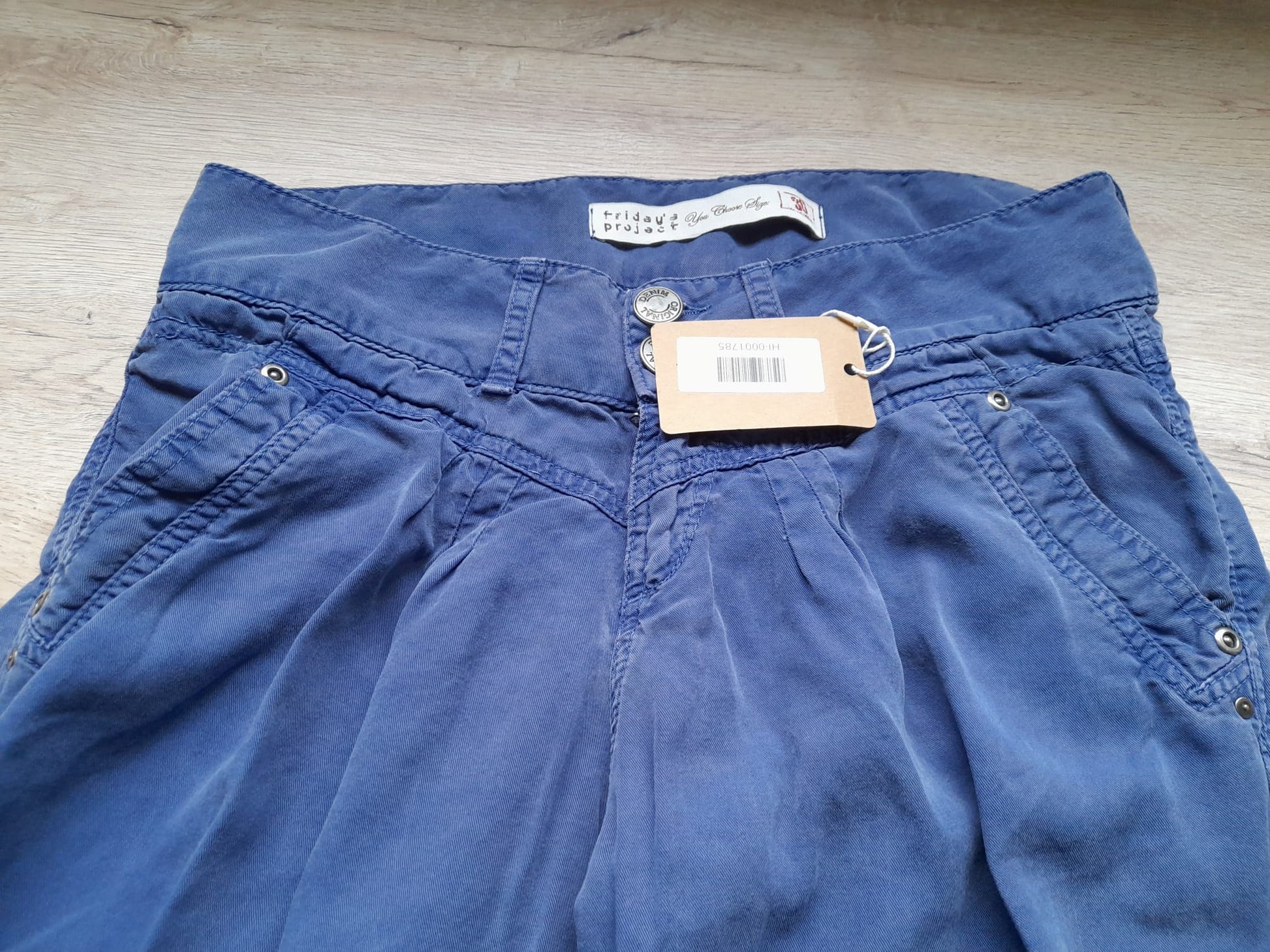 PANTALÓN AZUL MARINO BOMBACHO CON GOMAS TOBILLO