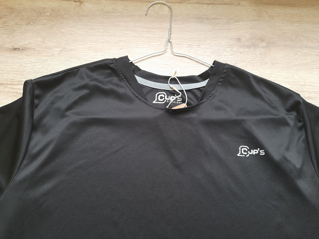 CAMISETA M/C NEGRA DEPORTE TRANSPIRABLE