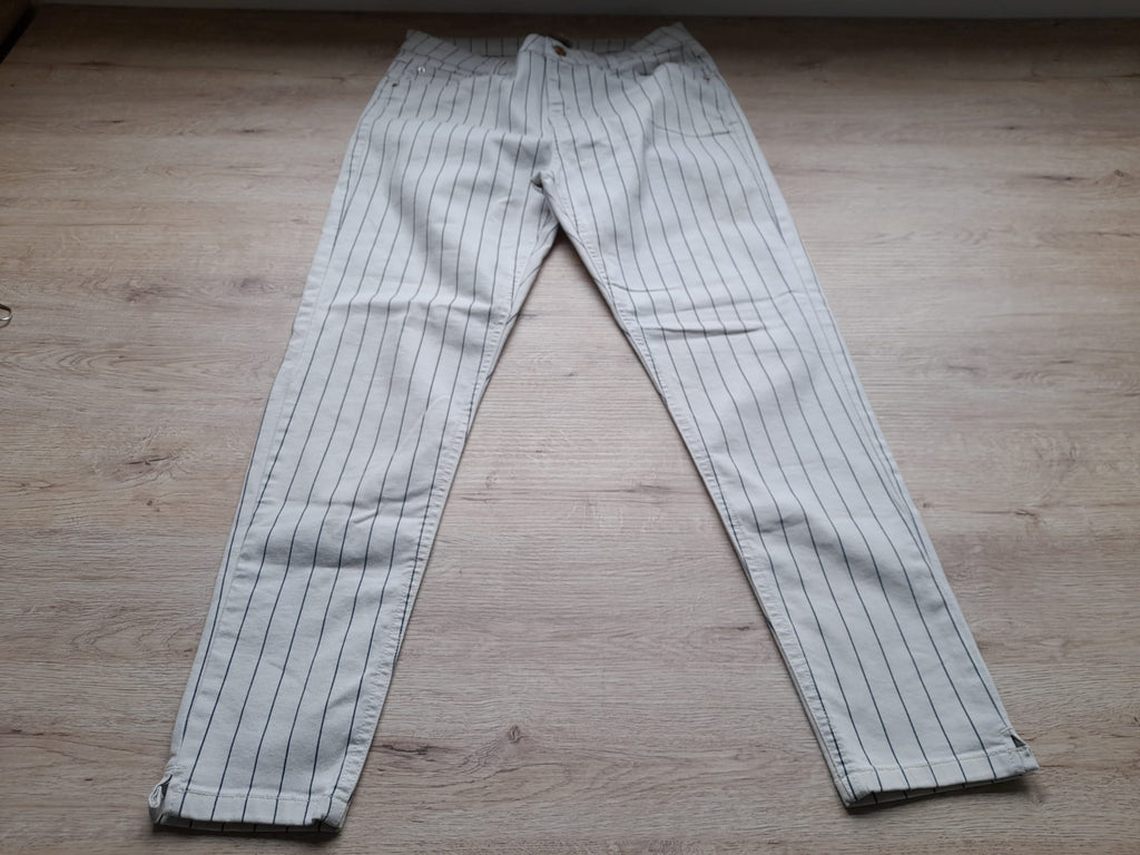 PANTALÓN BLANCO CON RAYAS AZULES ELÁSTICO