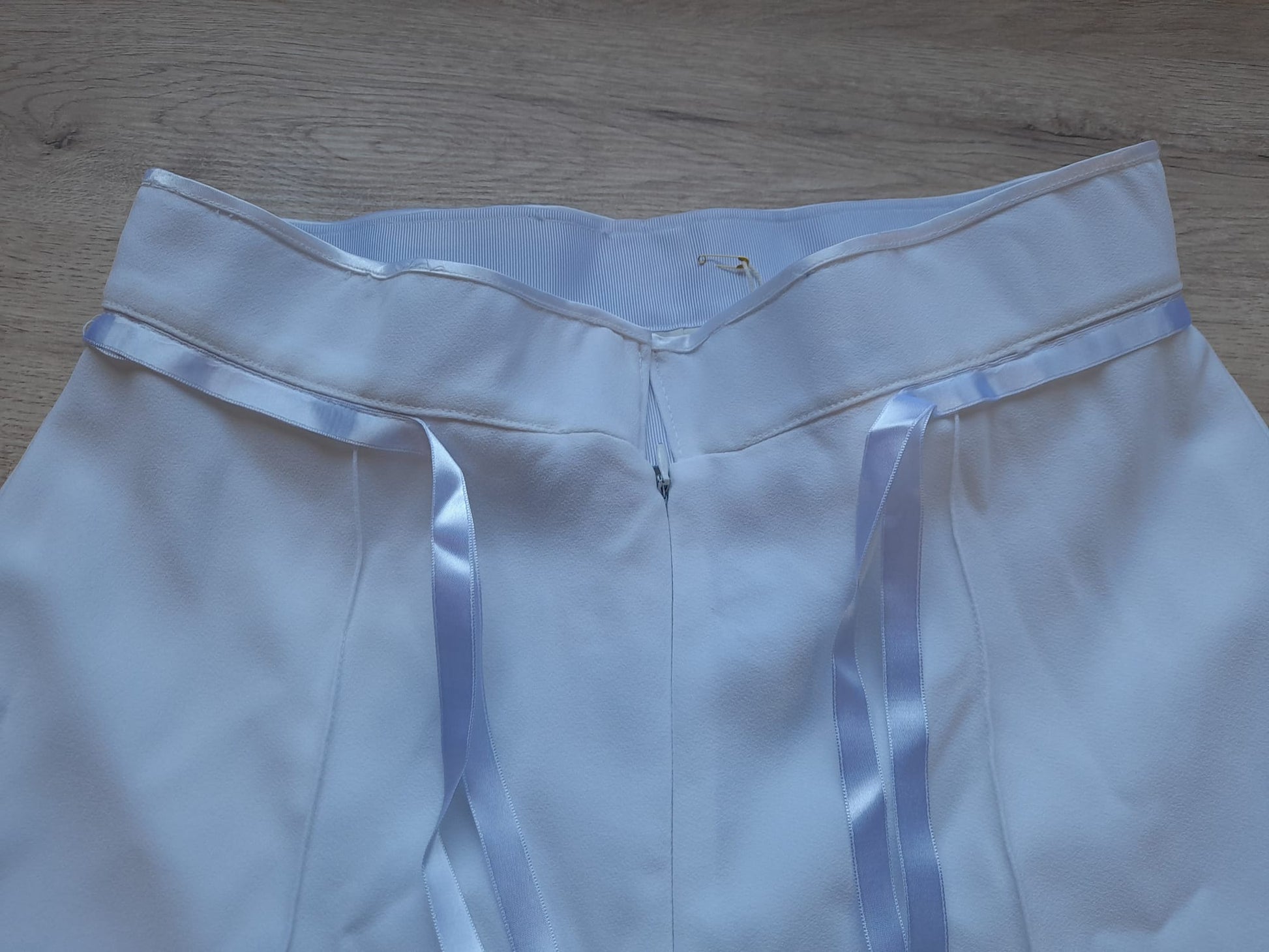 PANTALÓN BLANCO MUJER DE VESTIR CON FORRO Y LAZO PARA CINTURA