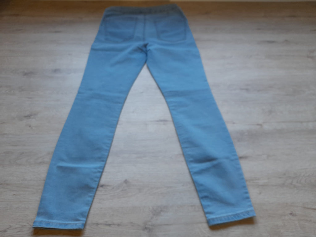 PANTALÓN TIPO JOGGER ELÁSTICO VAQUERO