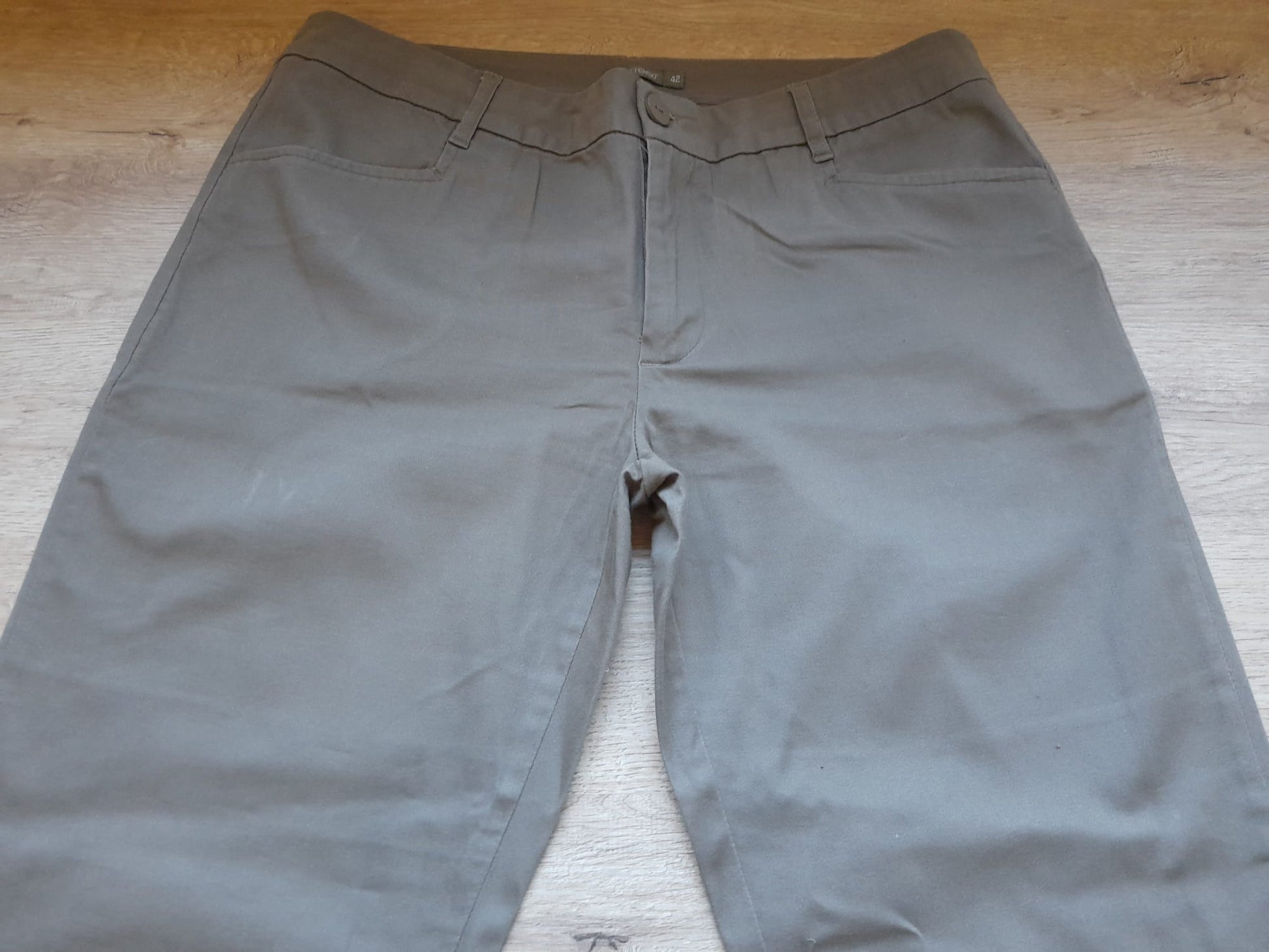 PANTALÓN TIPO CHINO CABALLERO CAQUI