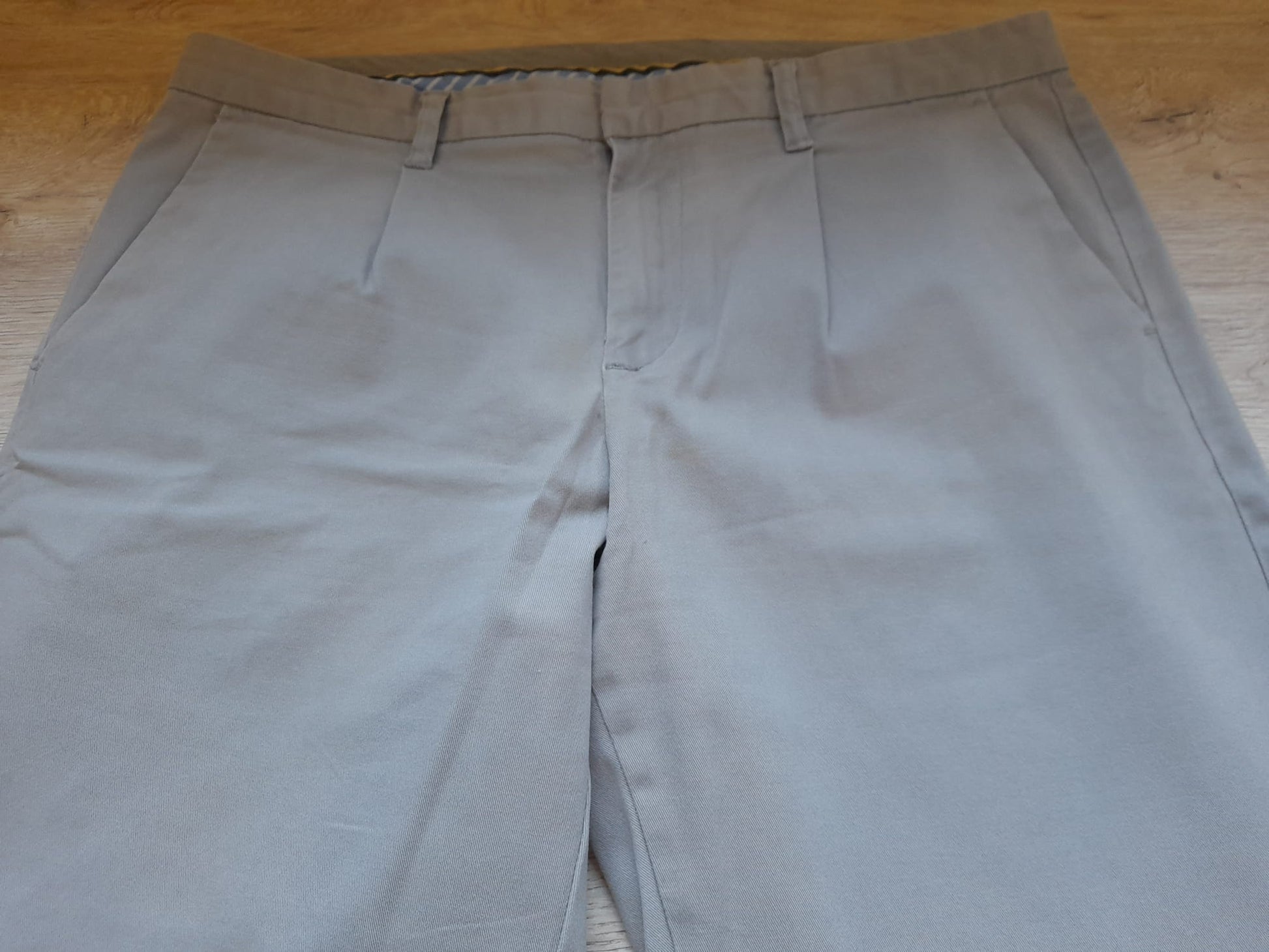 PANTALÓN TIPO CHINO CABALLERO BEIGE