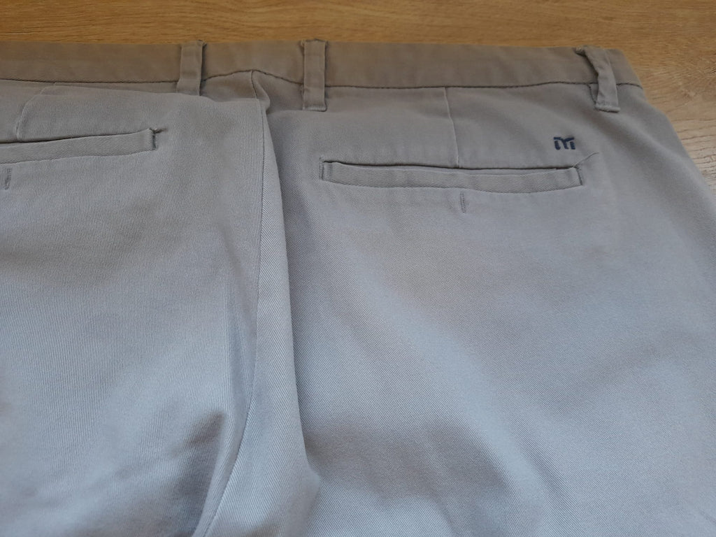 PANTALÓN TIPO CHINO CABALLERO BEIGE