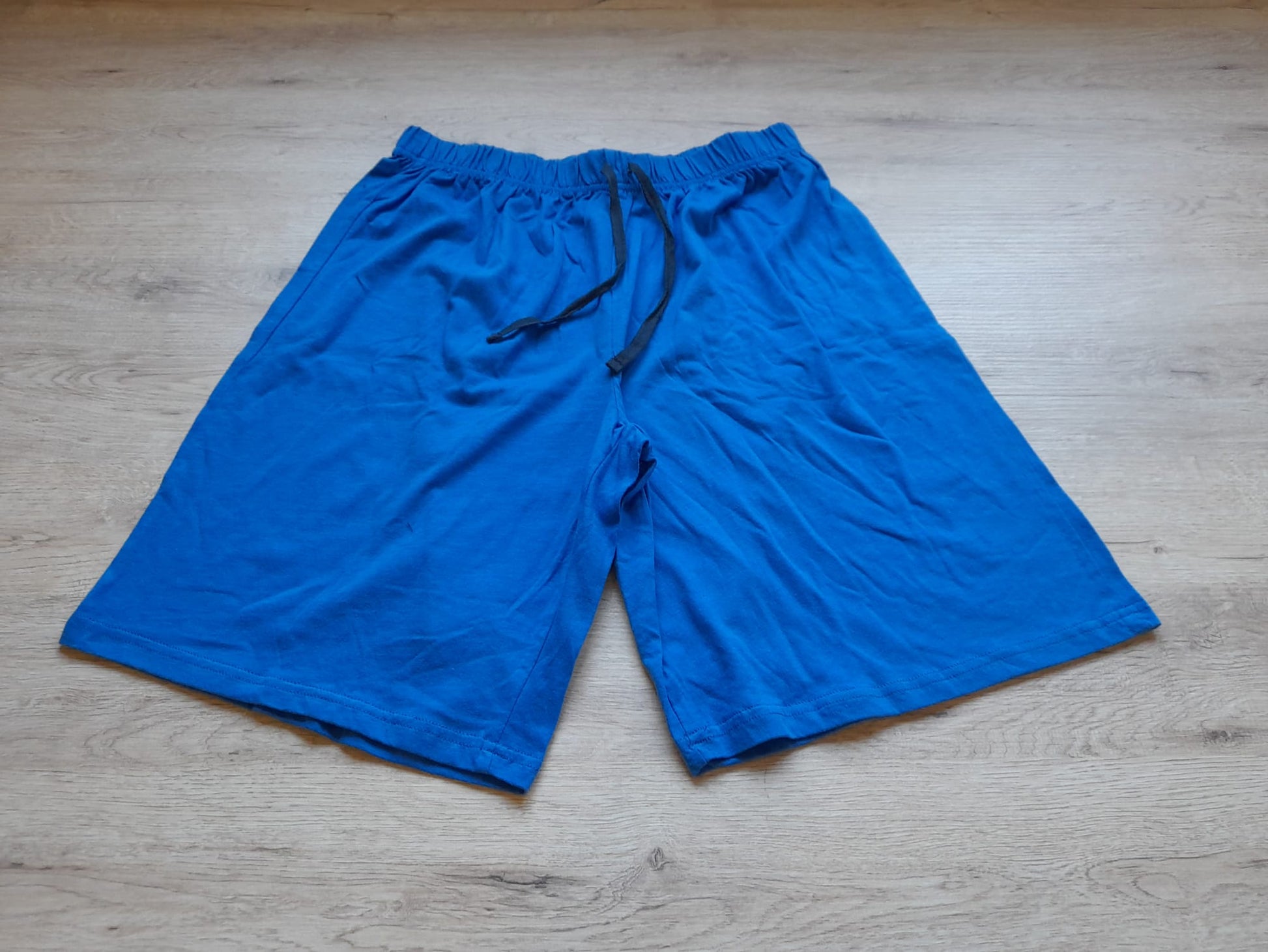 PANTALÓN CORTO AZUL DEPORTE
