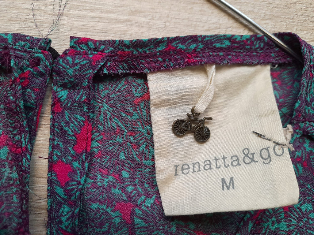 BLUSA M/C MORADA Y VERDE