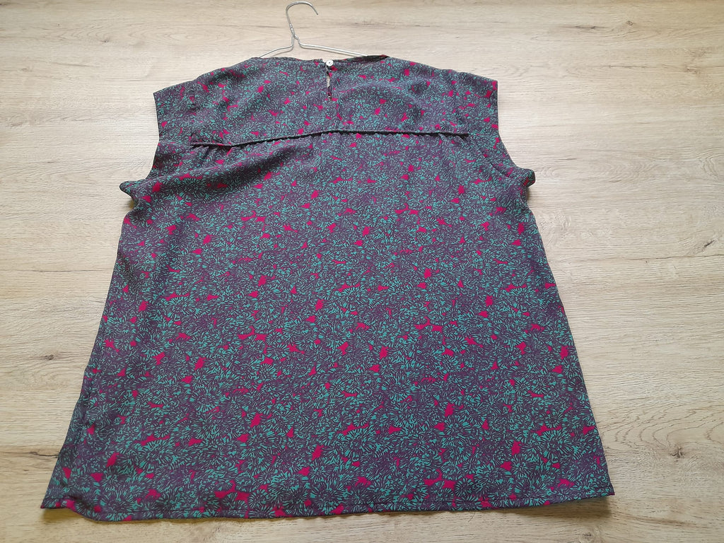 BLUSA M/C MORADA Y VERDE