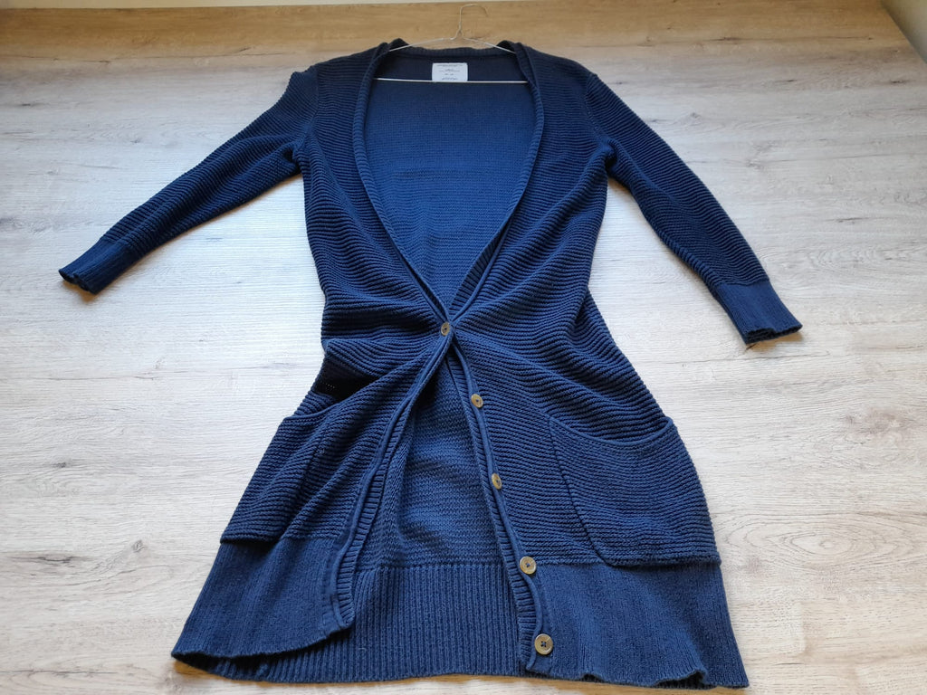 CHAQUETA LARGA DE PUNTO AZUL MARINO