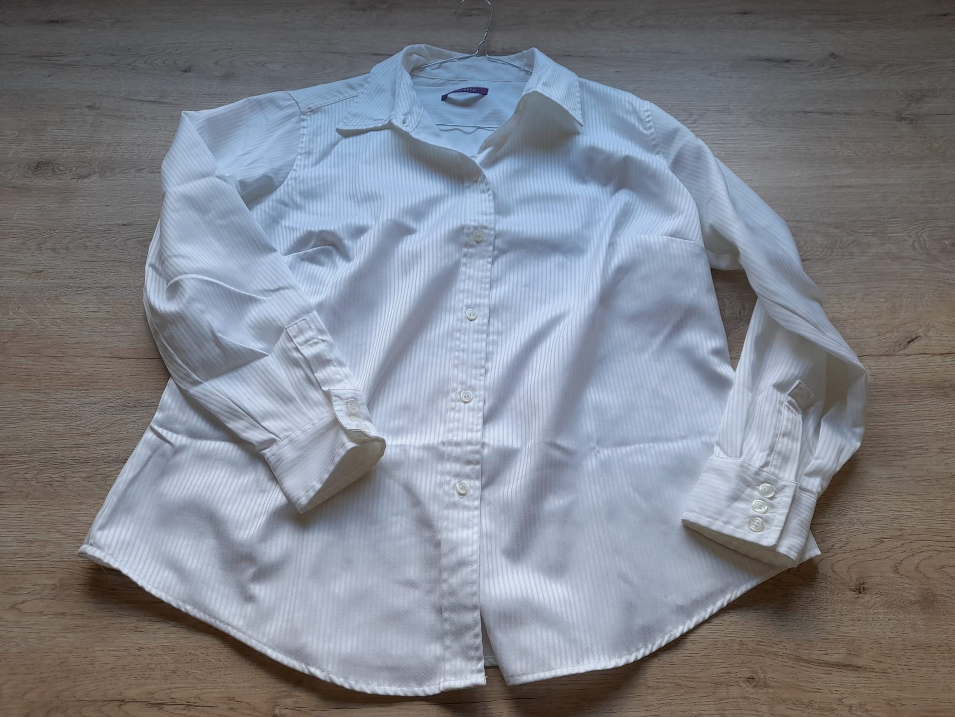 CAMISA BLANCA M/L MUJER CON RAYAS BLANCAS
