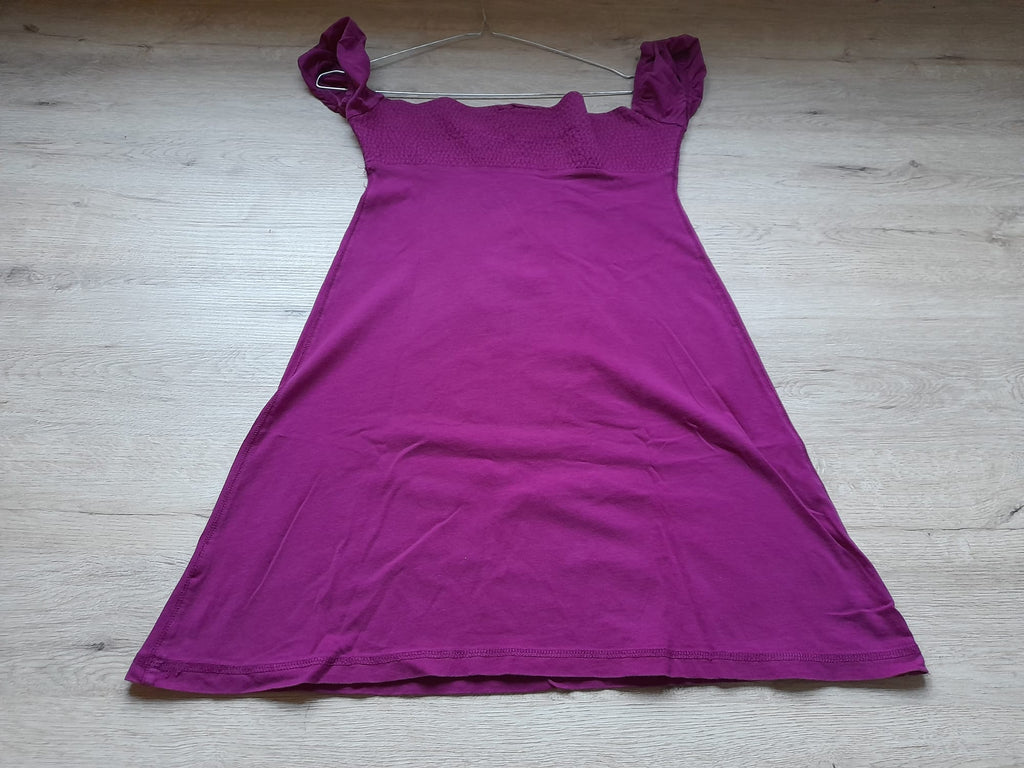 VESTIDO CORTO FUCSIA CON PECHO FRUNCIDO