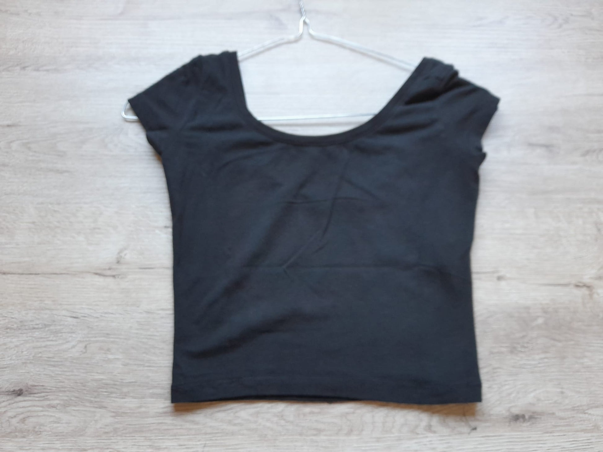 TOP CORTO NEGRO