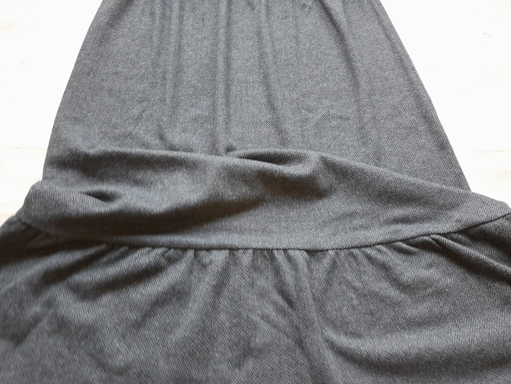 VESTIDO LARGO M/C GRIS JASPEADO