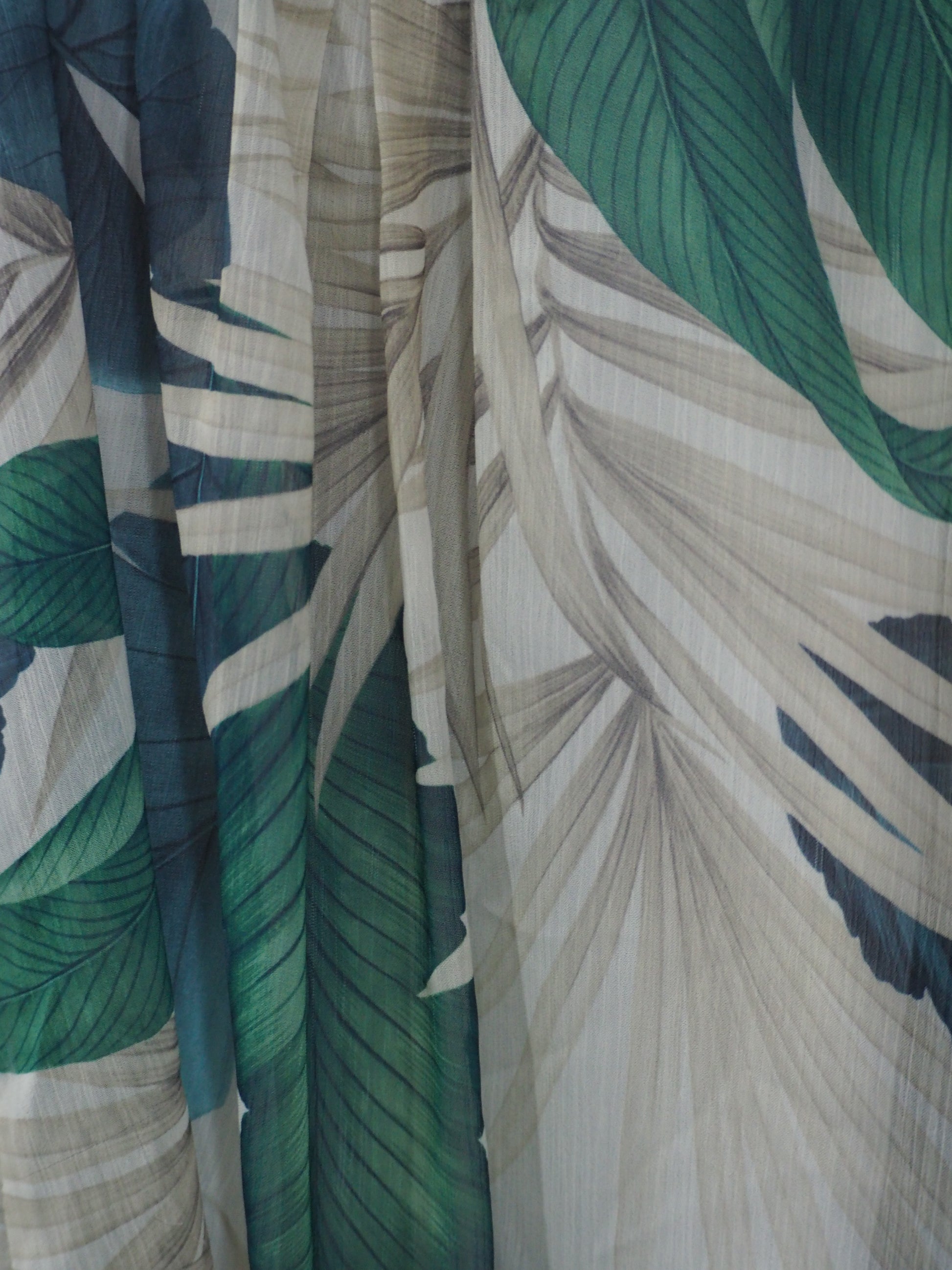 VESTIDO CORTO  TIRANTES VERDE Y BLANCO